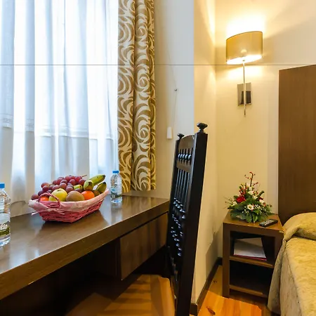 Duas Nacoes Hotel 2*