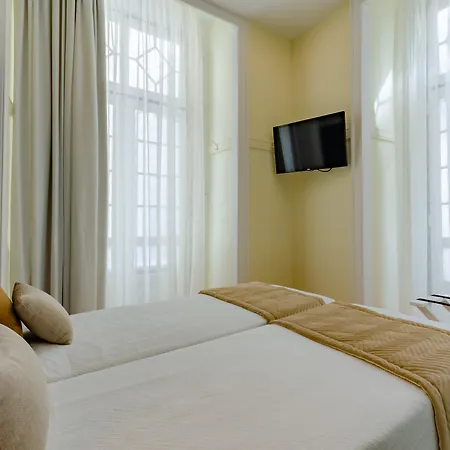 Duas Nacoes Hotel 2*