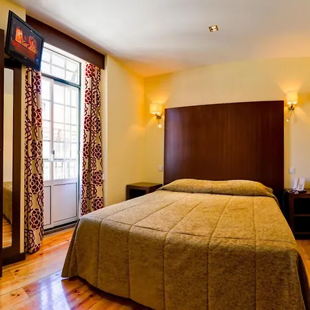 두아스 나송이스