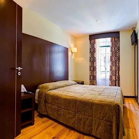Hotel Duas Nacoes 2*