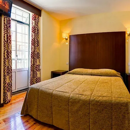 Hotel Duas Nacoes 2*
