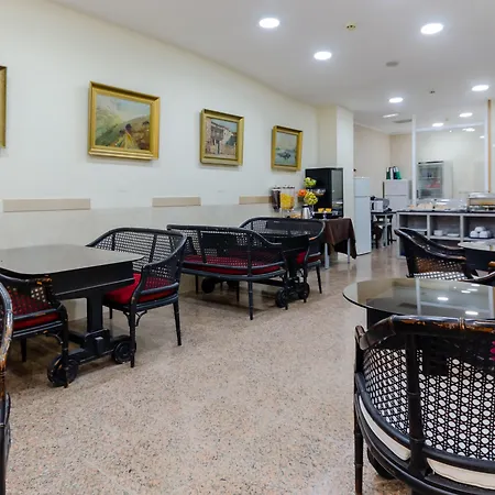 Duas Nacoes Hotel Lisbona