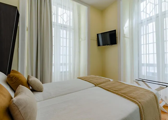 Duas Nacoes Ξενοδοχείο 2*